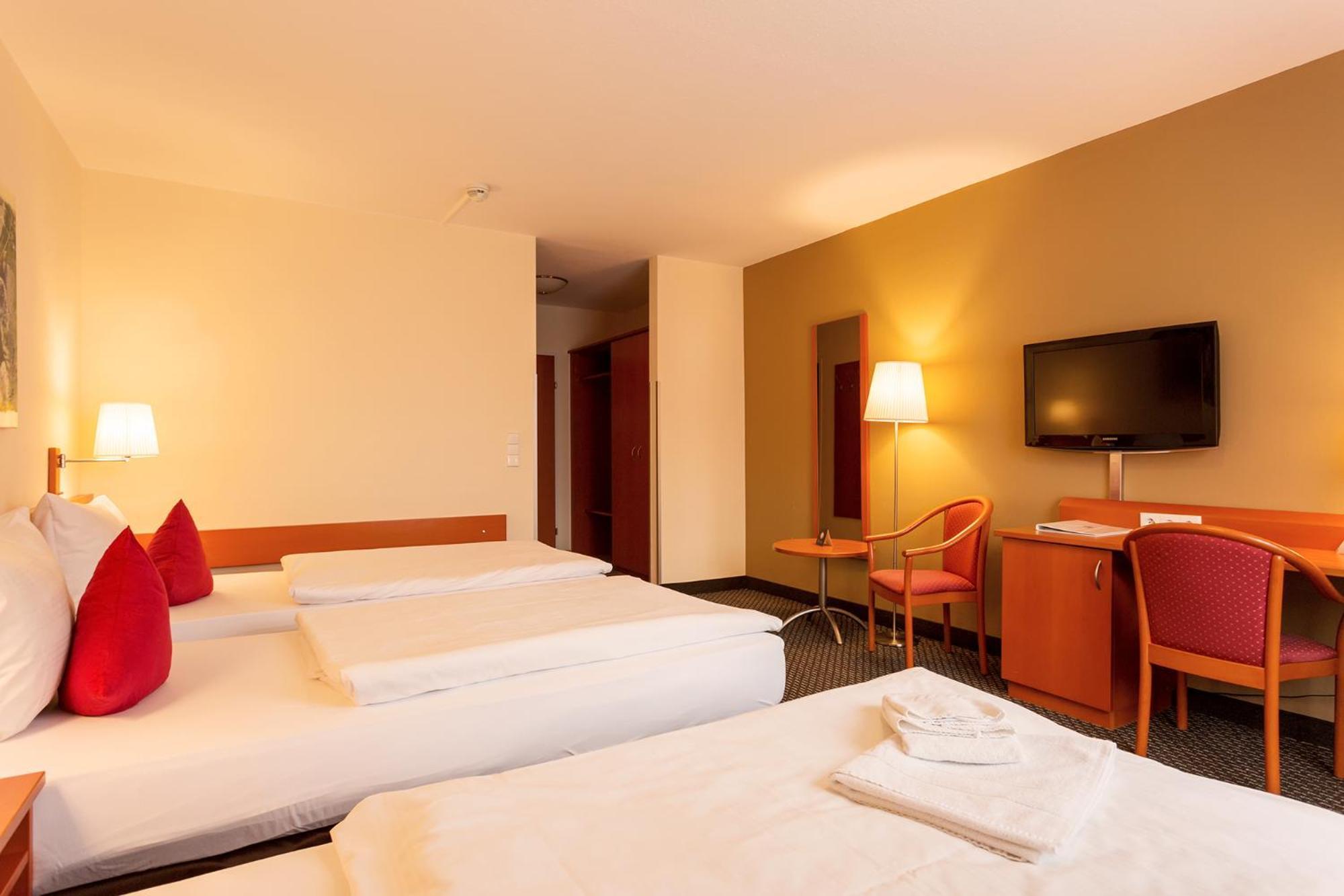 Central Hotel Loewen フェルトキルヒ 部屋 写真