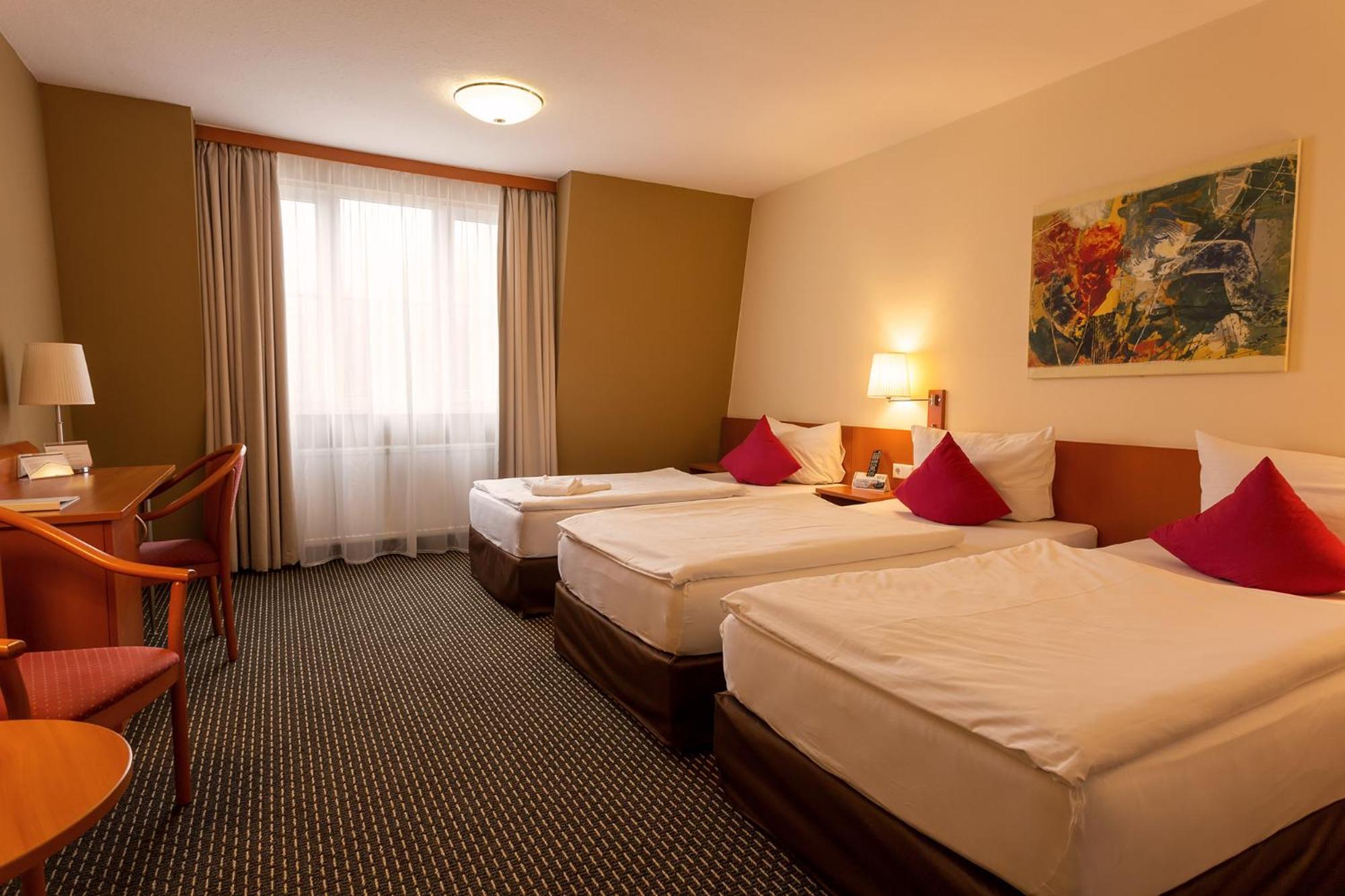 Central Hotel Loewen フェルトキルヒ 部屋 写真
